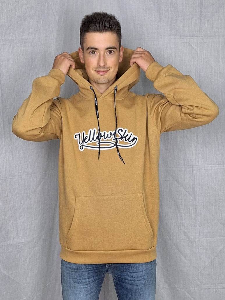 Sudadera unisex camel con capucha de Yellow Skin 310