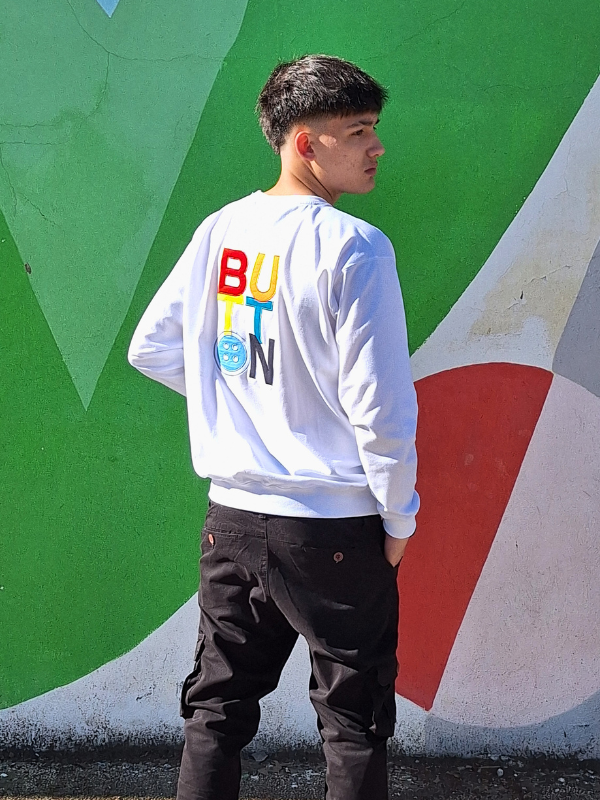 Sudadera Unisex con letras bordadas en la espalda de Urban Button 4085